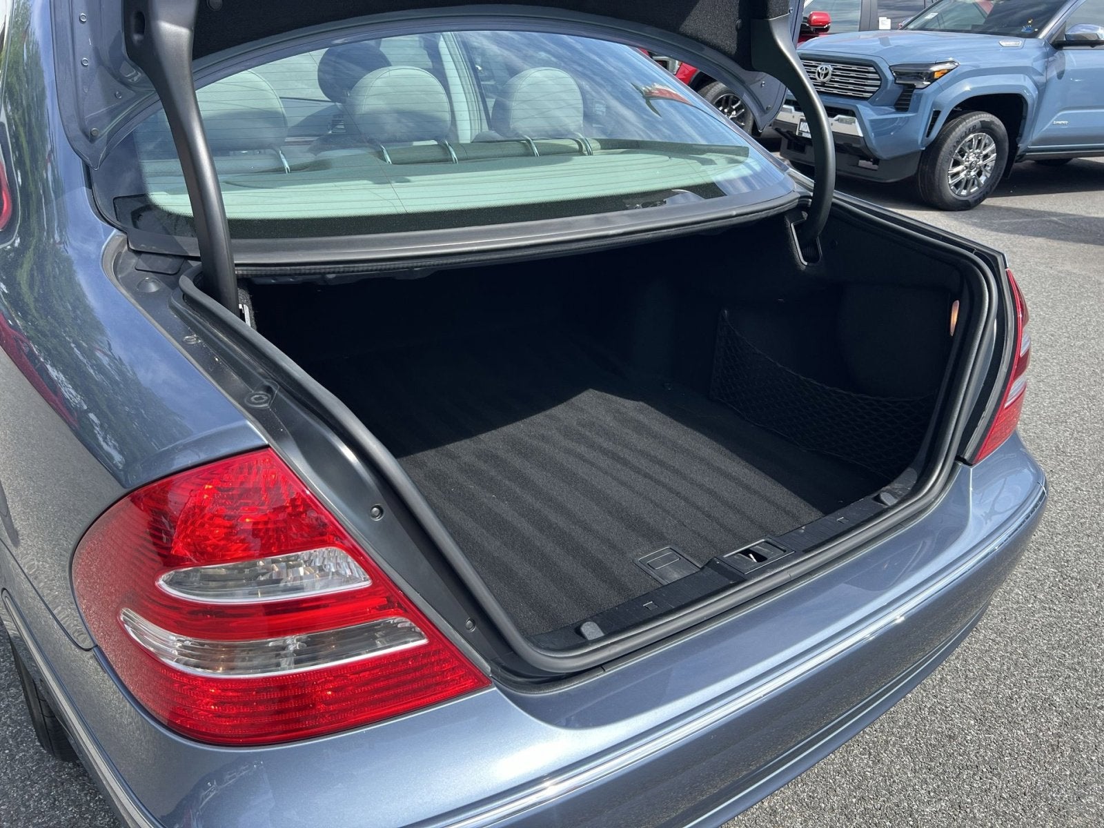 2005 Mercedes-Benz E-Class E 320