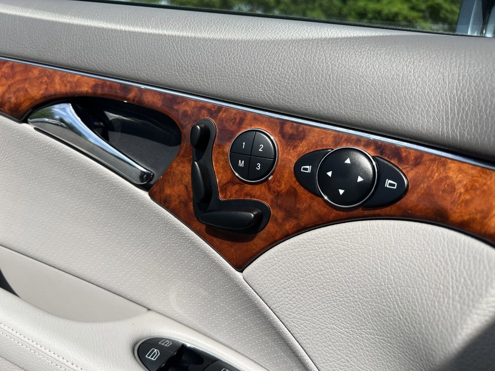 2005 Mercedes-Benz E-Class E 320