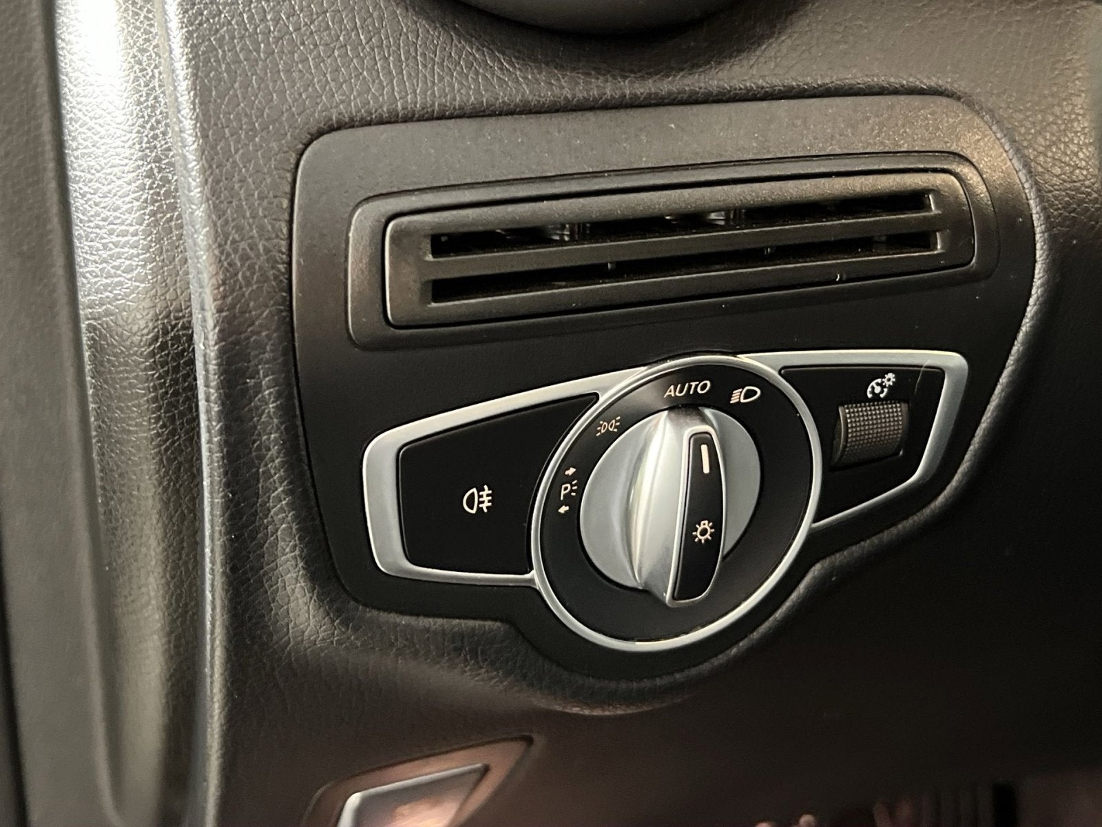 2020 Mercedes-Benz GLC GLC 300