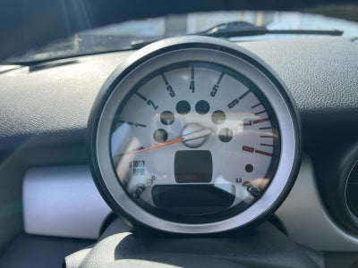 2009 MINI Cooper Base