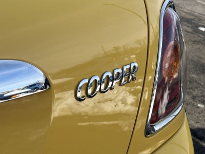 2009 MINI Cooper Base