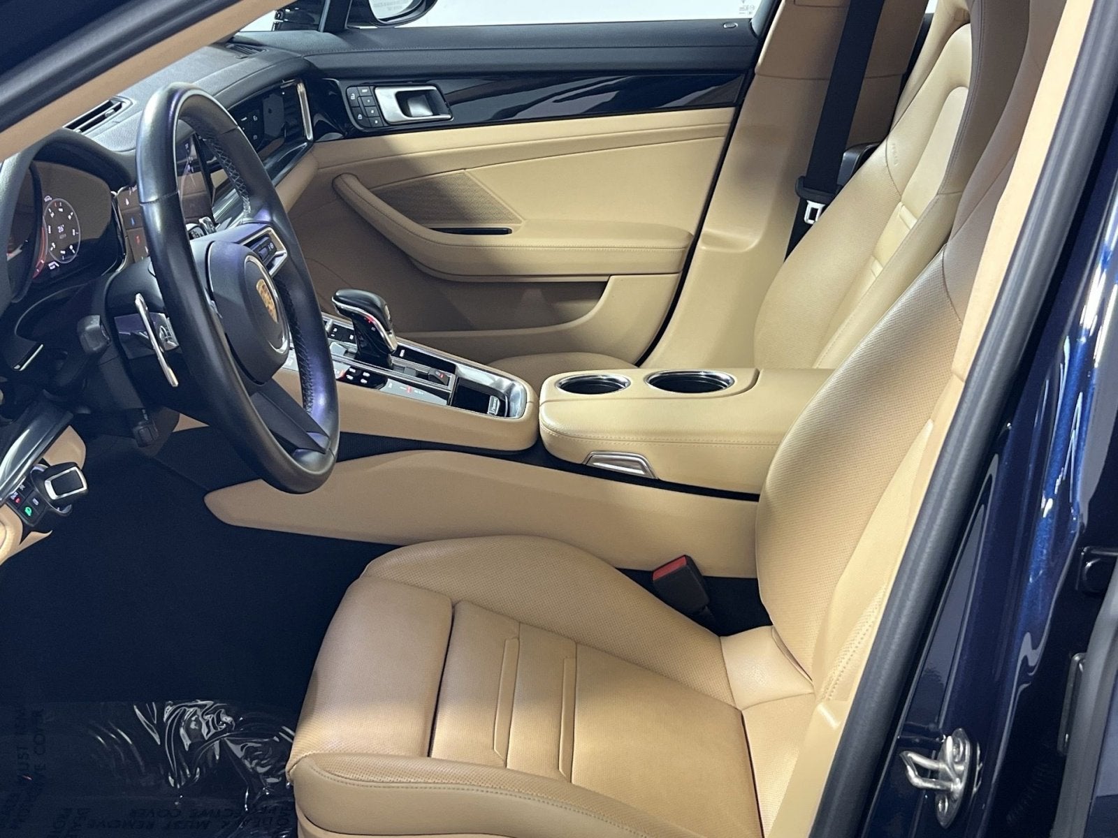 2022 Porsche Panamera 4