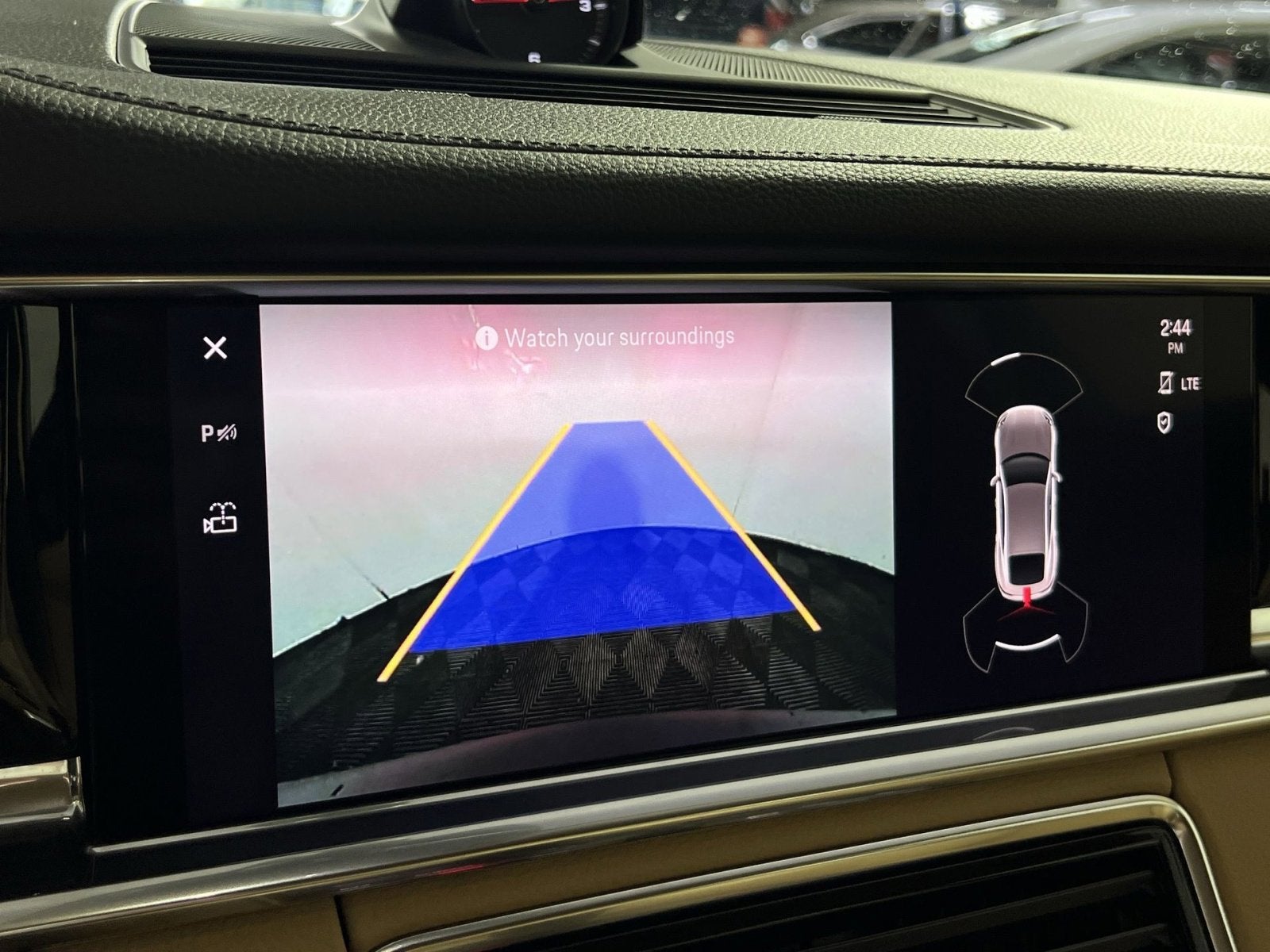 2022 Porsche Panamera 4