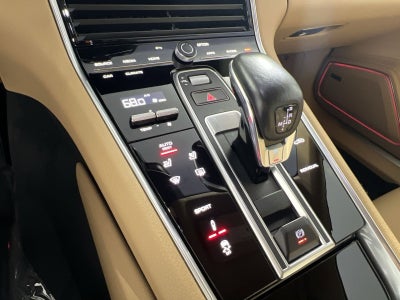 2022 Porsche Panamera 4