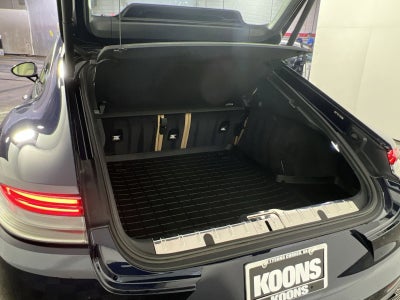 2022 Porsche Panamera 4