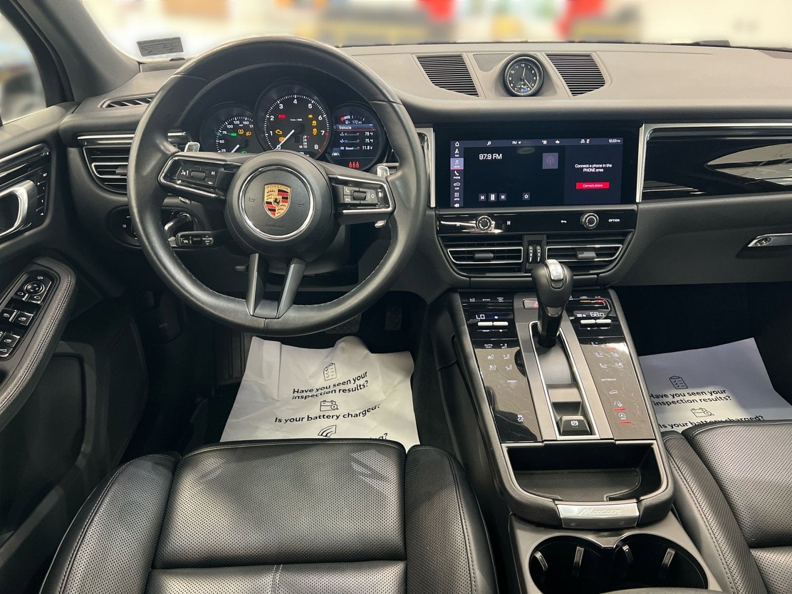2024 Porsche Macan Base