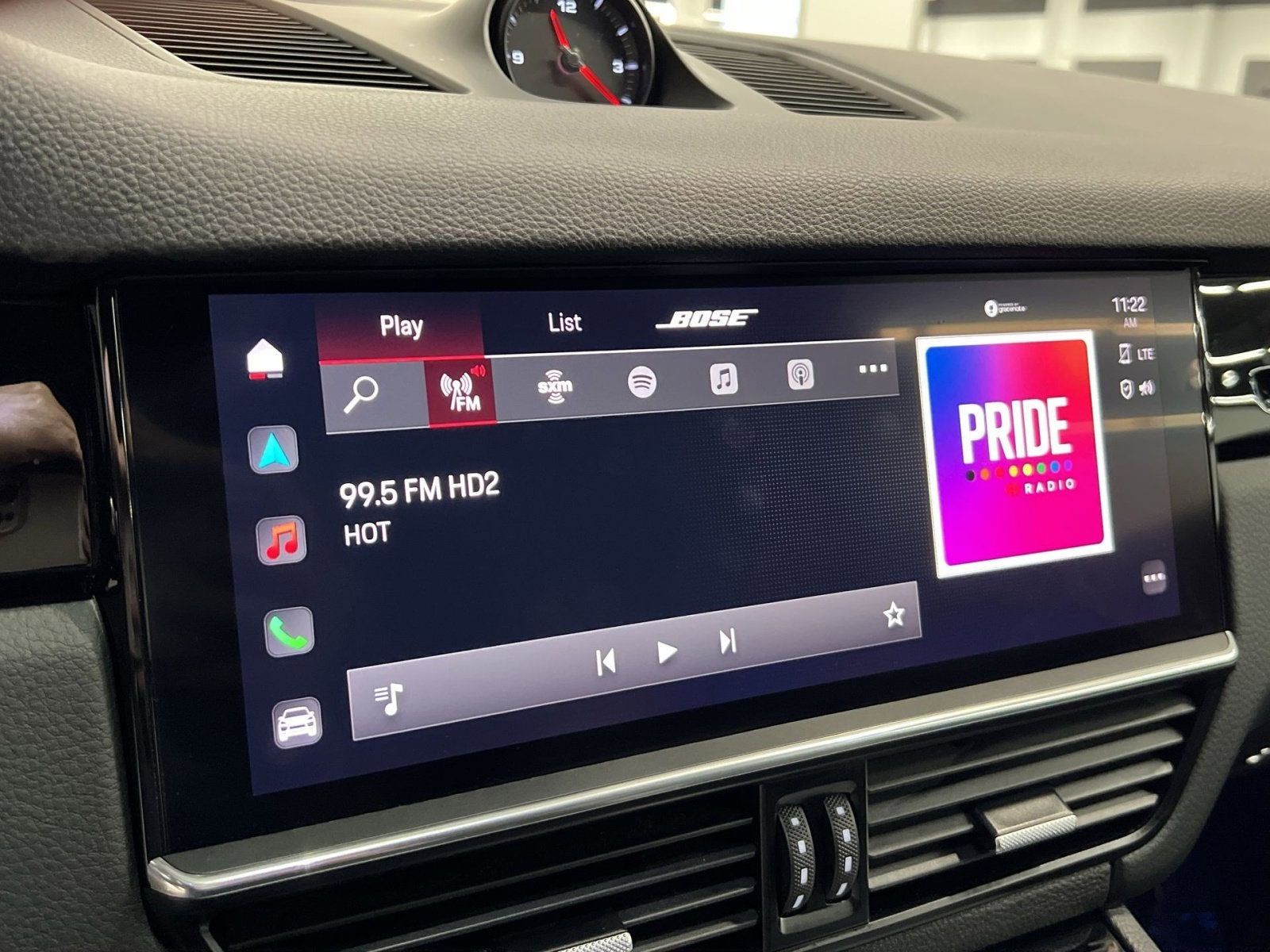 2023 Porsche Cayenne Platinum Edition