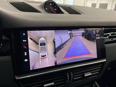 2023 Porsche Cayenne Platinum Edition