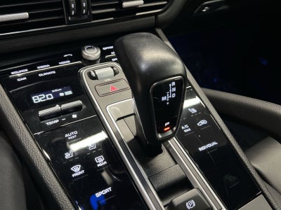 2023 Porsche Cayenne Platinum Edition