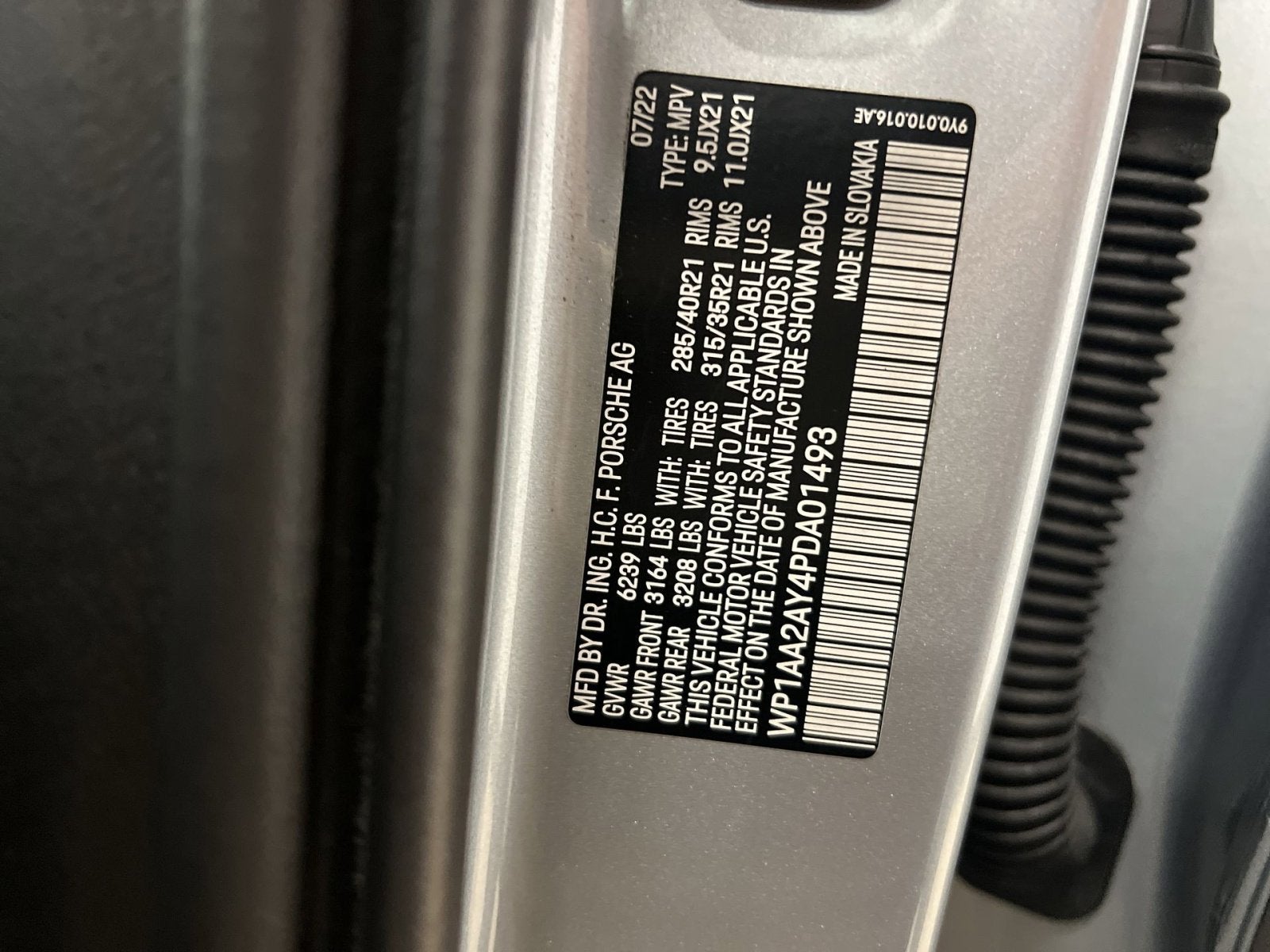 2023 Porsche Cayenne Platinum Edition