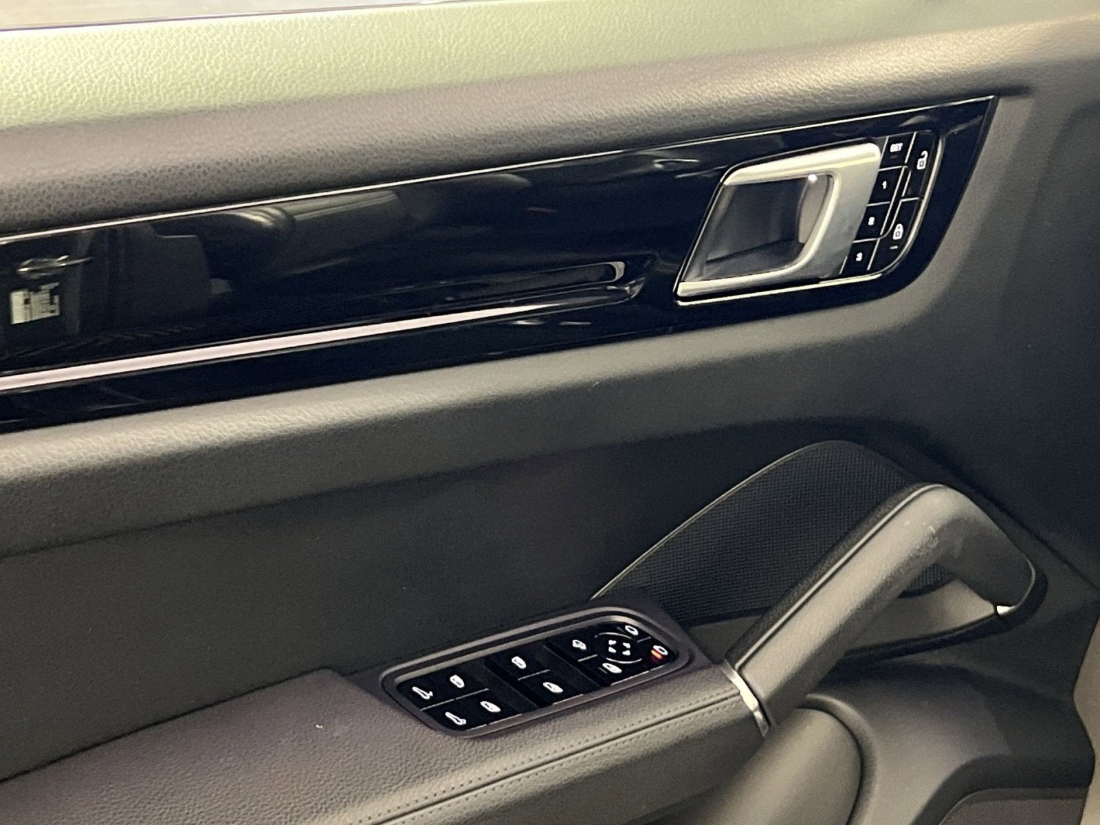 2021 Porsche Cayenne S