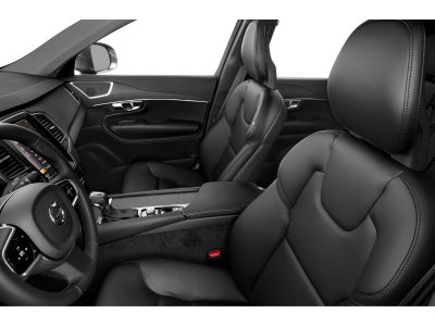2020 Volvo XC90 T6 Momentum