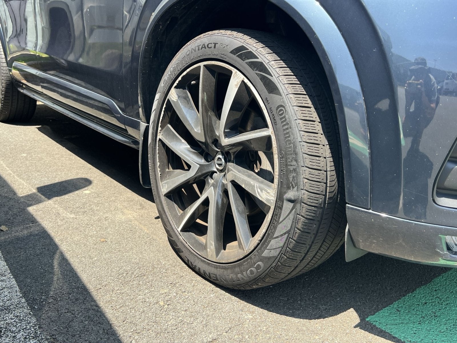 2022 Volvo XC90 T6 Momentum