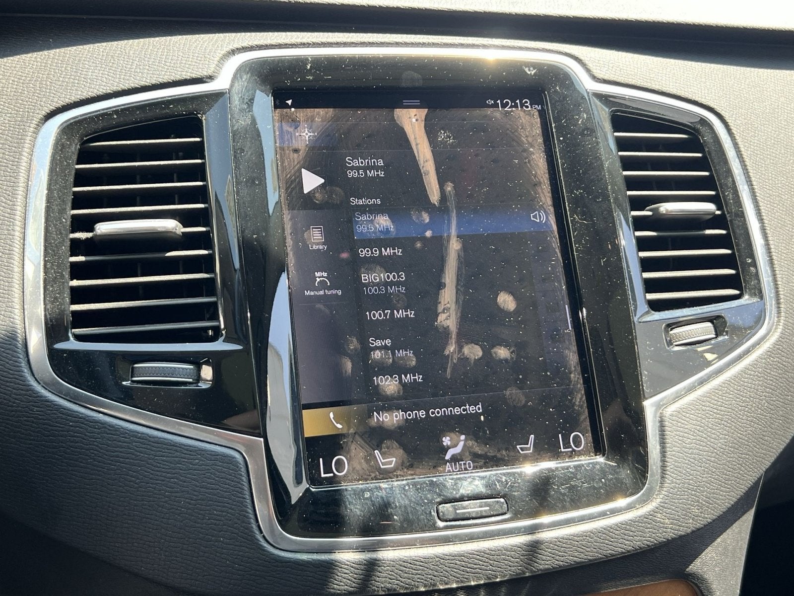 2022 Volvo XC90 T6 Momentum