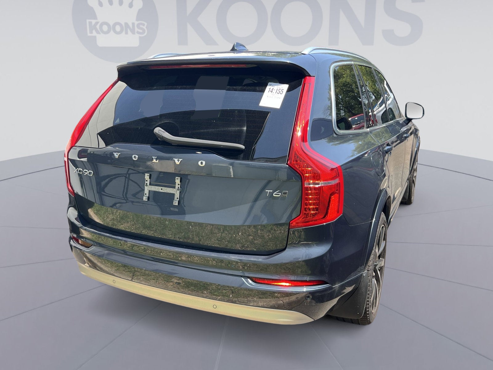 2022 Volvo XC90 T6 Momentum