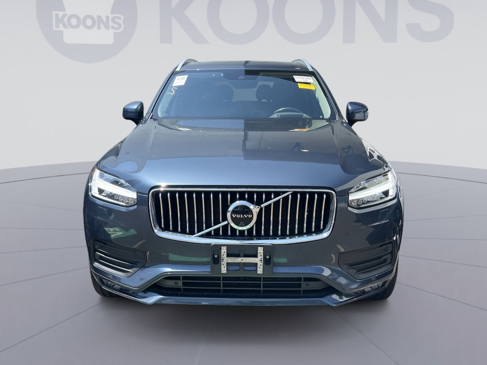 2022 Volvo XC90 T6 Momentum
