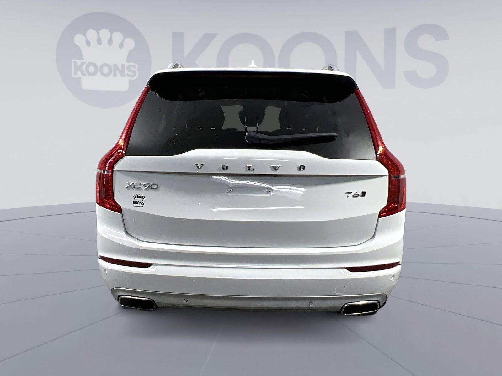 2019 Volvo XC90 T6 Momentum