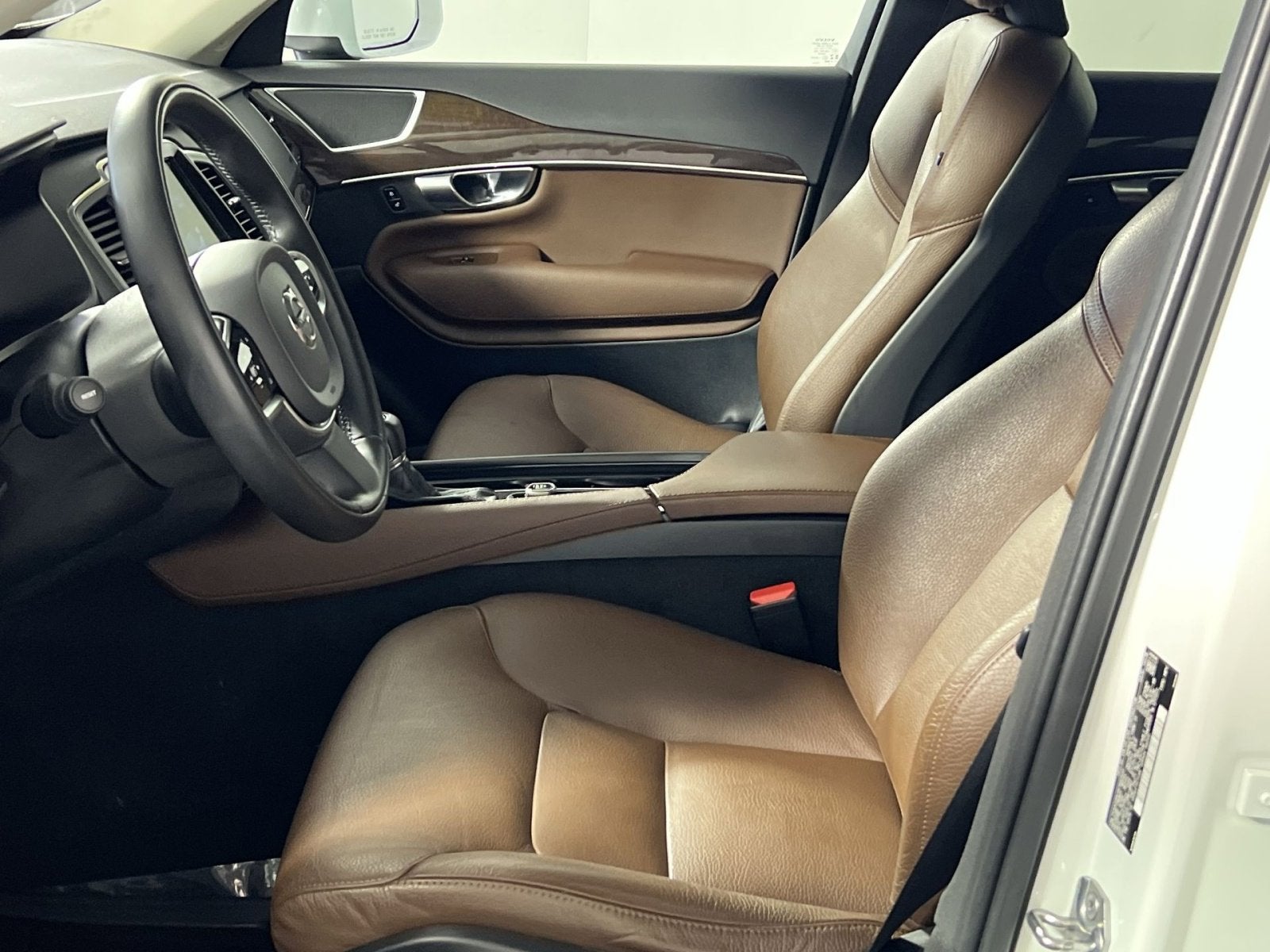2019 Volvo XC90 T6 Momentum