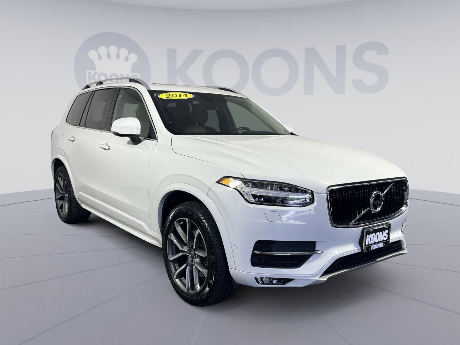 2019 Volvo XC90 T6 Momentum
