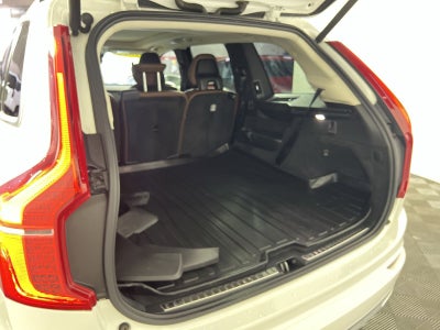 2019 Volvo XC90 T6 Momentum
