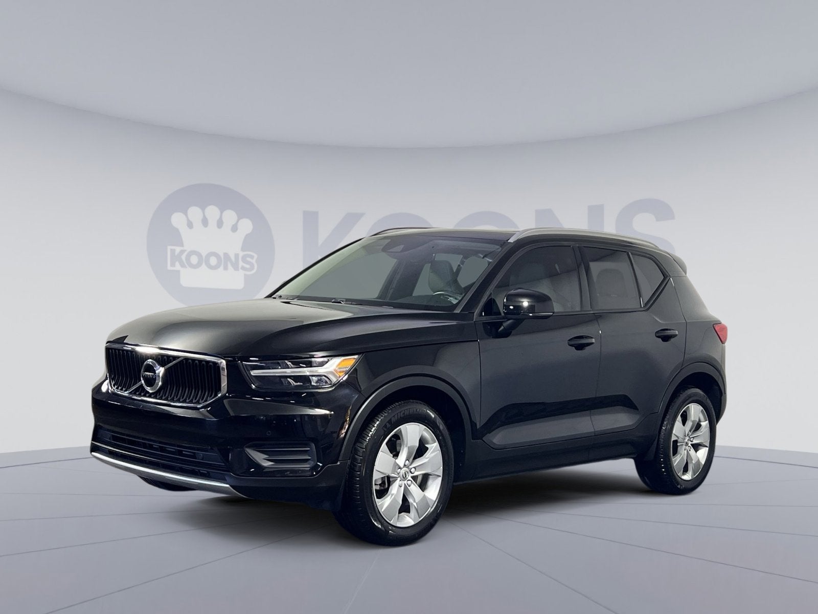 2020 Volvo XC40 Momentum