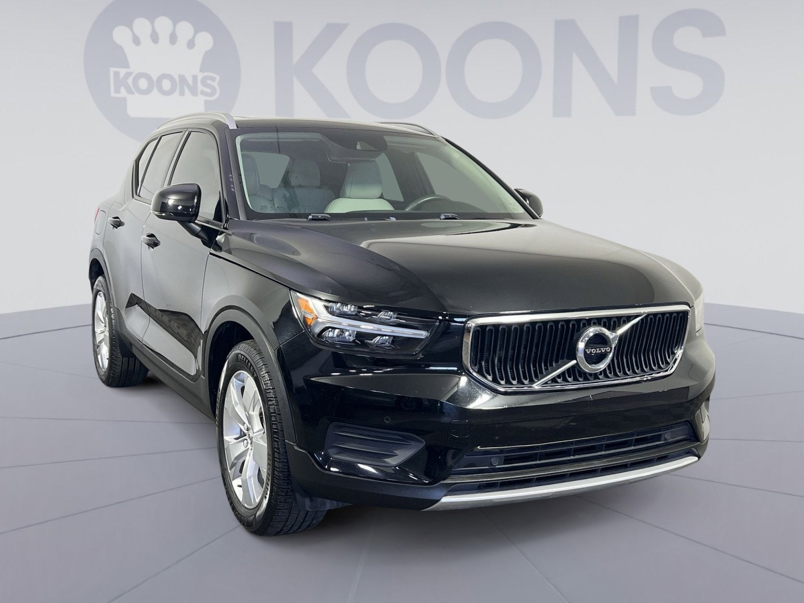 2020 Volvo XC40 Momentum