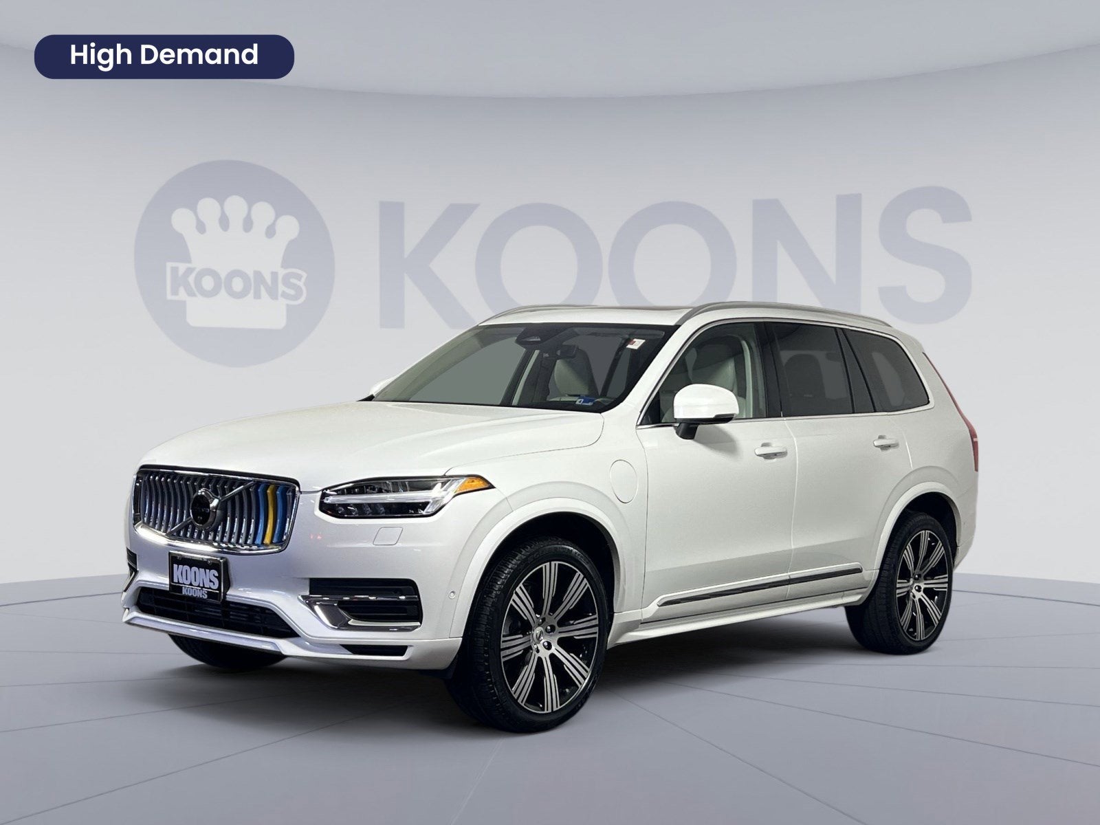 2025 Volvo XC90 Plug-In Hybrid T8 Ultra