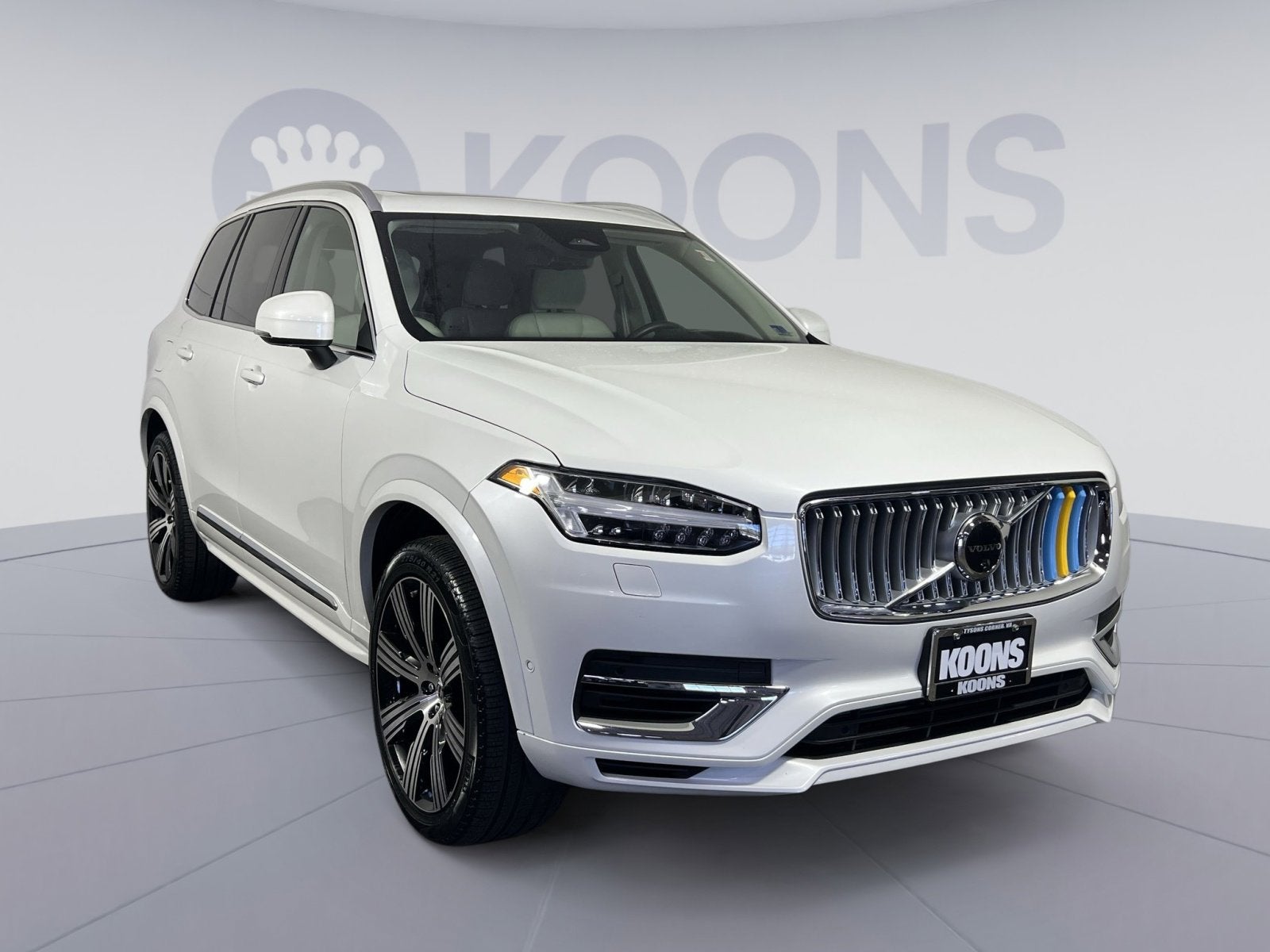 2025 Volvo XC90 Plug-In Hybrid T8 Ultra