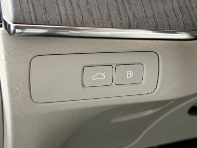 2025 Volvo XC90 Plug-In Hybrid T8 Ultra