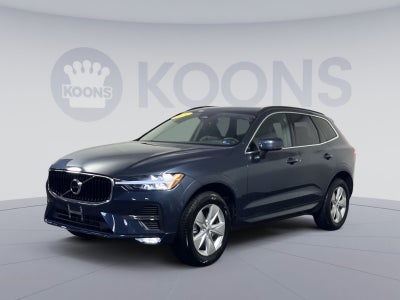 2022 Volvo XC60 B5 Momentum