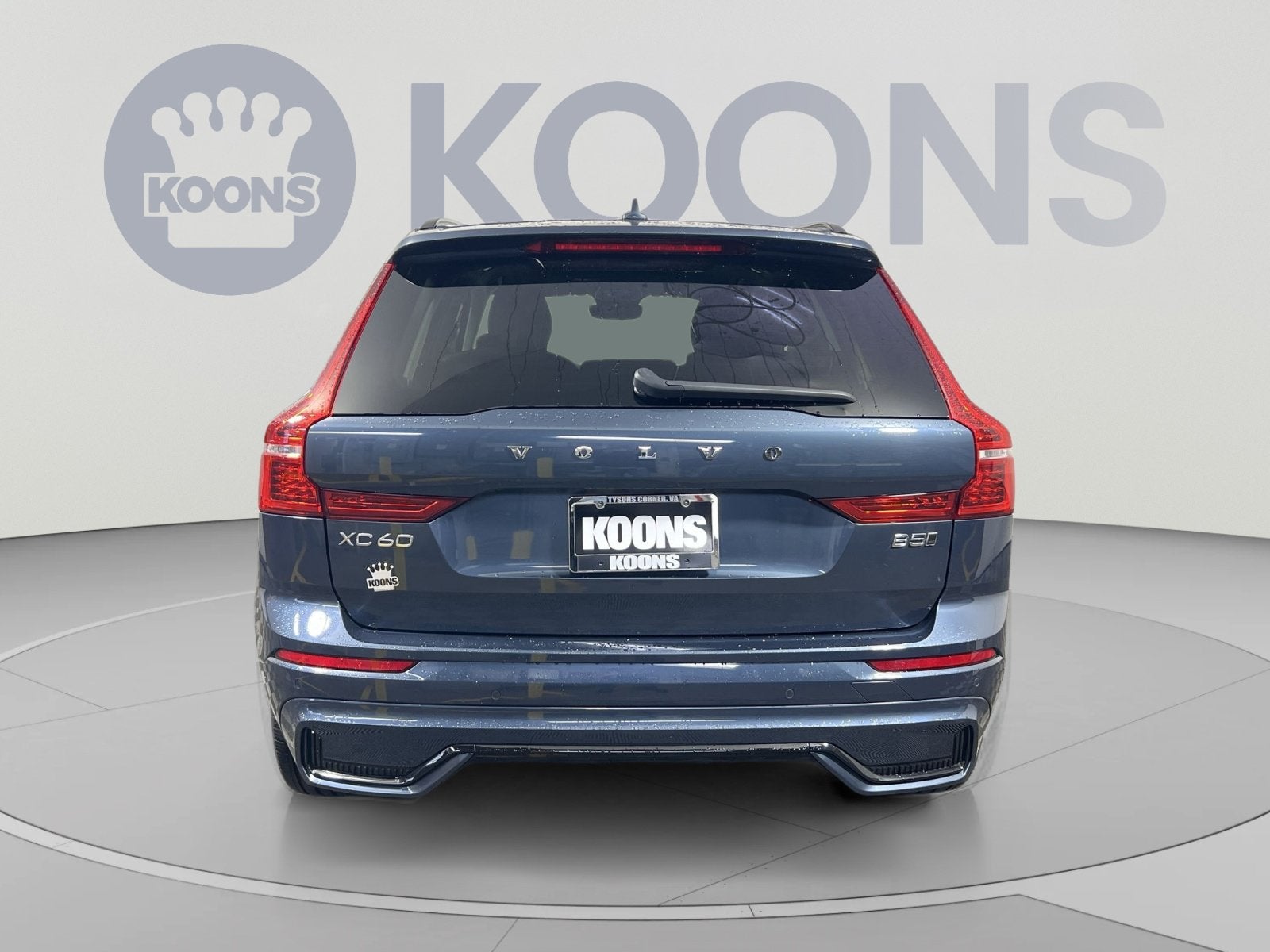 2024 Volvo XC60 B5 Plus Dark Theme