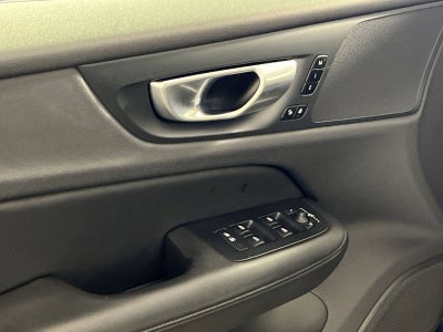 2024 Volvo V60 Cross Country B5 Plus