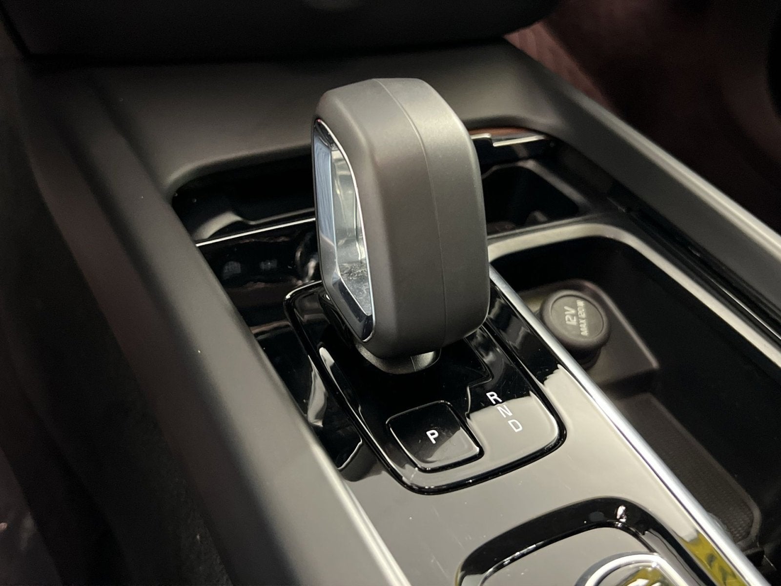 2024 Volvo V60 Cross Country B5 Plus