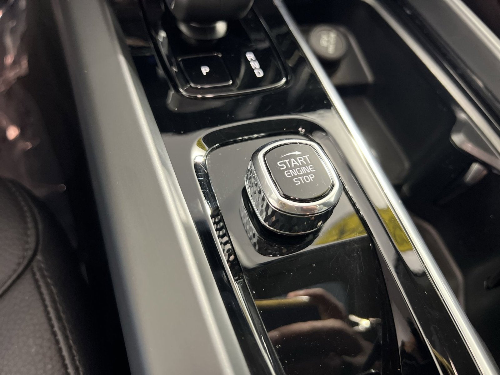 2024 Volvo V60 Cross Country B5 Plus