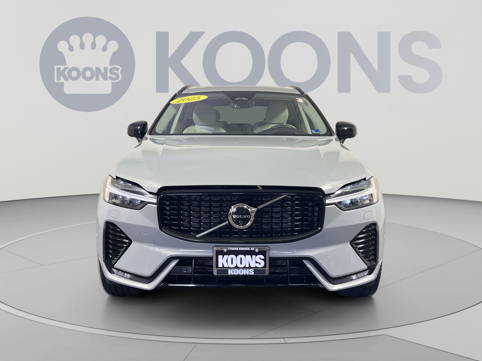 2025 Volvo XC60 B5 Ultra