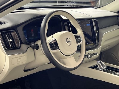 2025 Volvo XC60 B5 Ultra