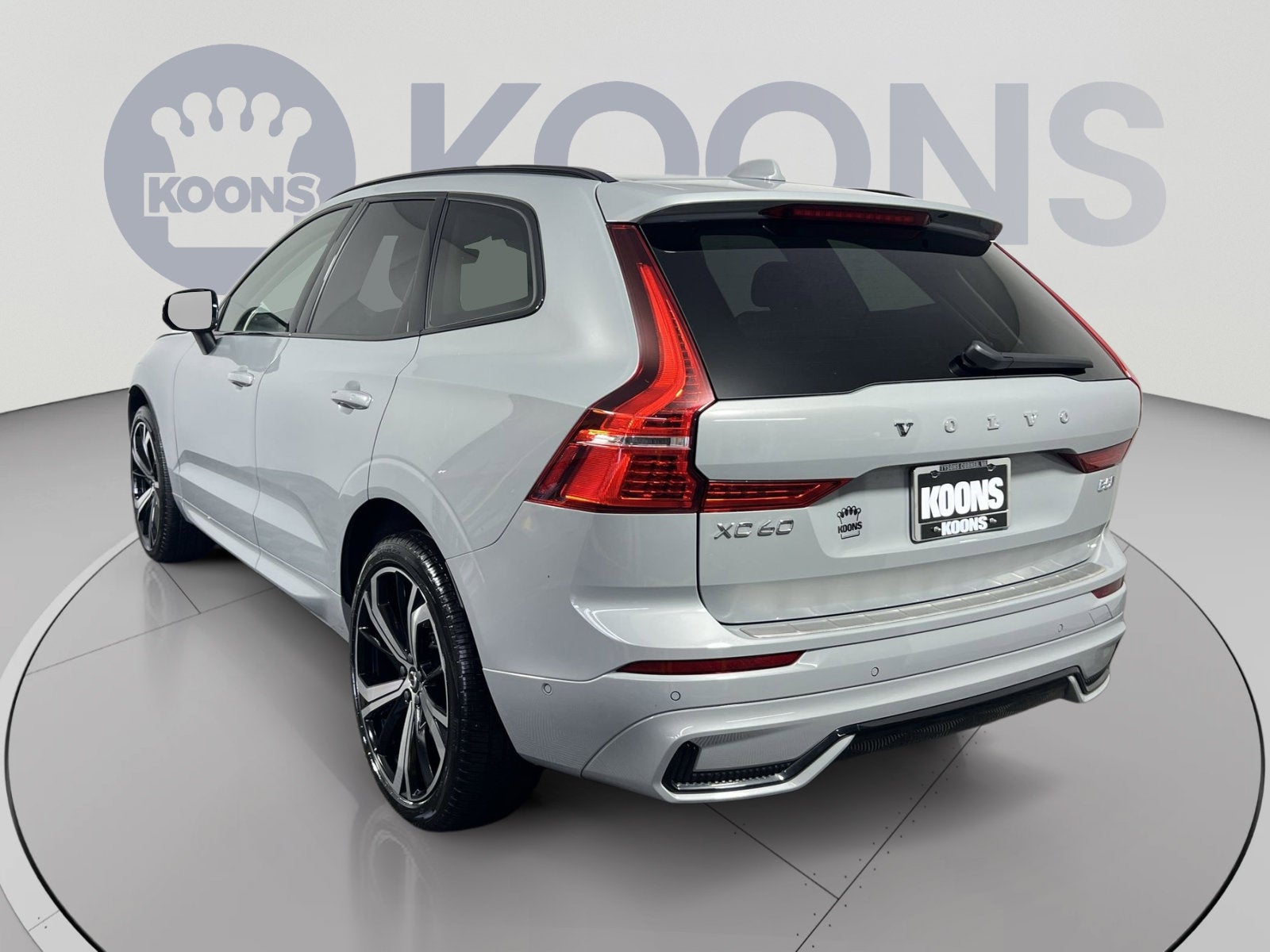 2025 Volvo XC60 B5 Ultra