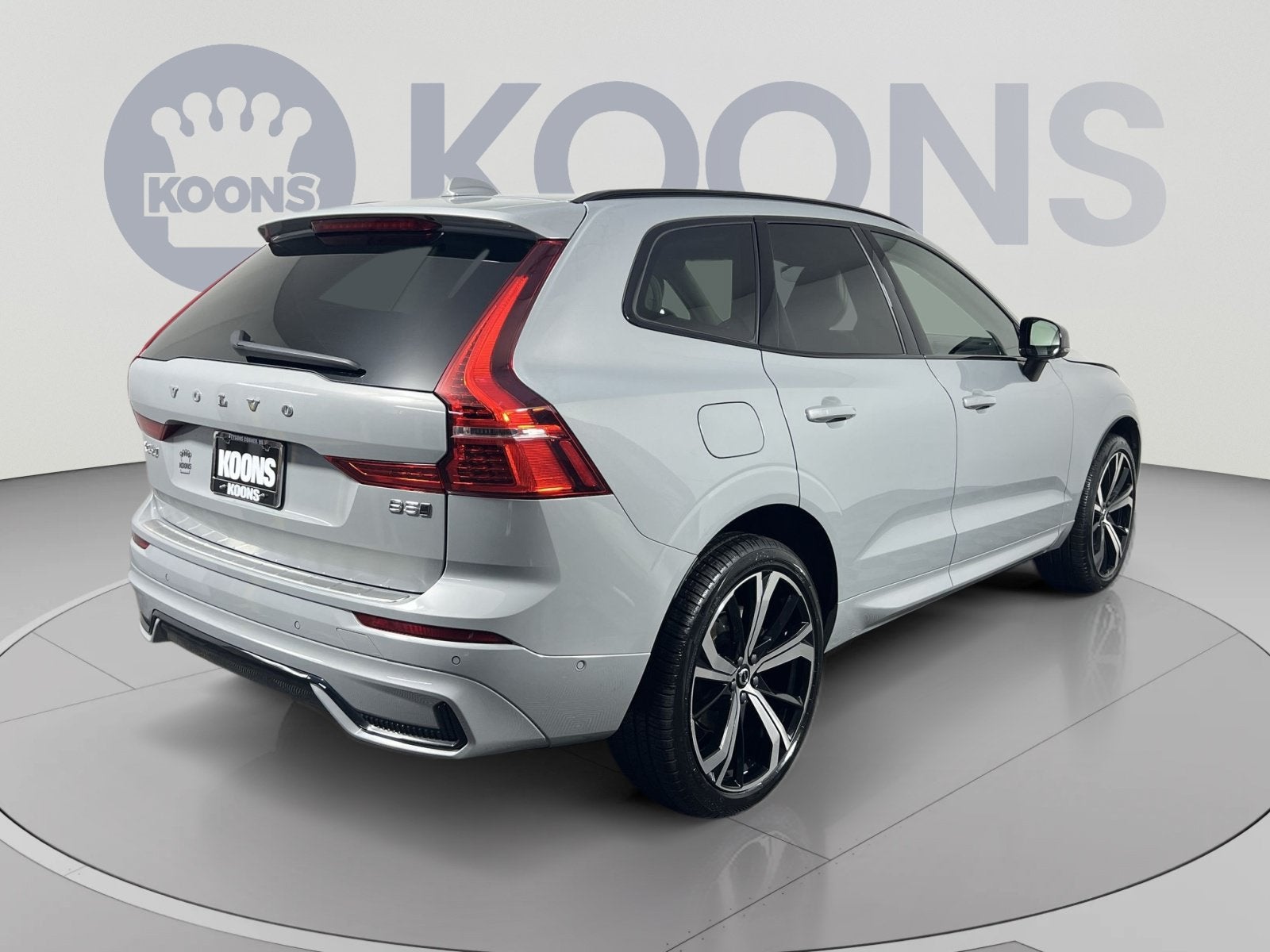 2025 Volvo XC60 B5 Ultra