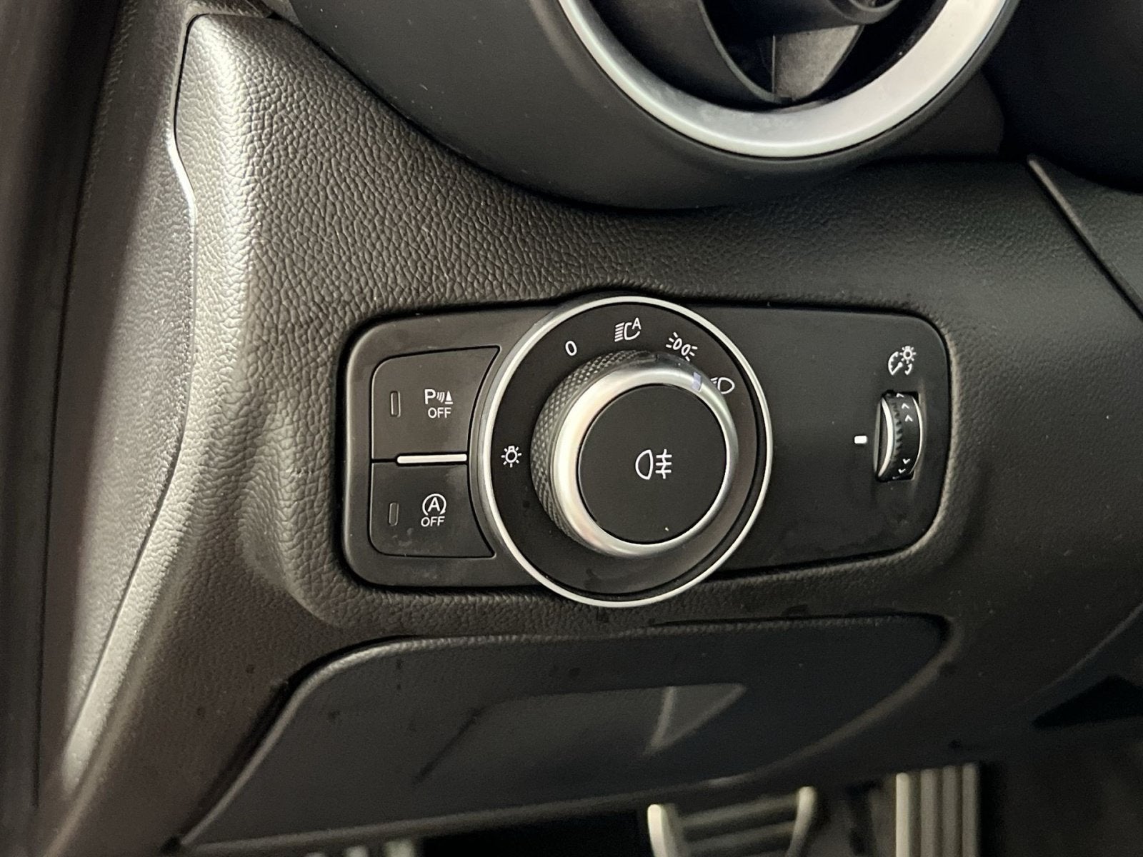 2018 Alfa Romeo Giulia Quadrifoglio