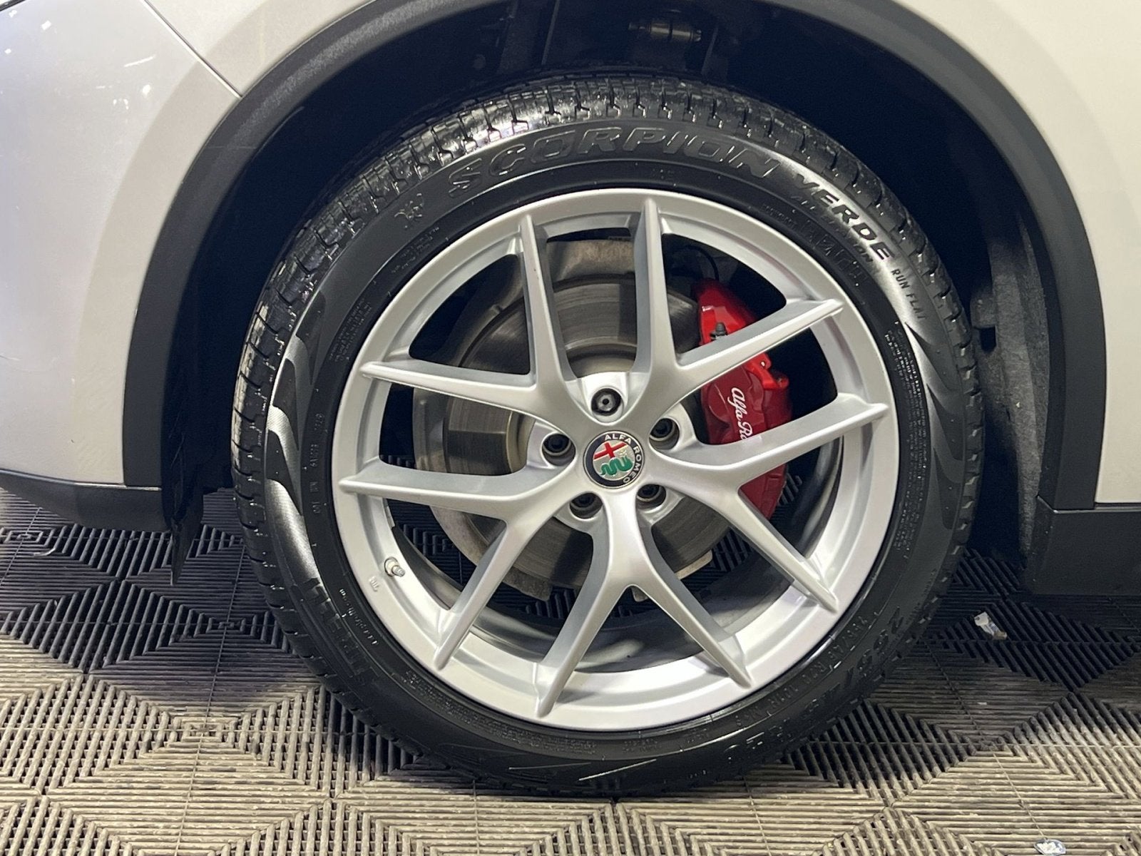 2019 Alfa Romeo Stelvio Ti