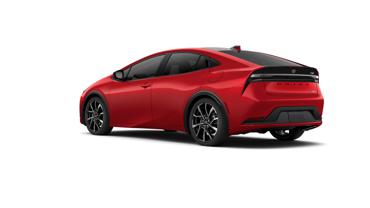 2027 Toyota Prius Plug-in Hybrid XSE